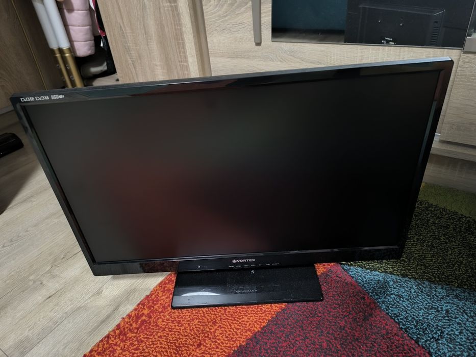 Televizor 24" in stare f buna