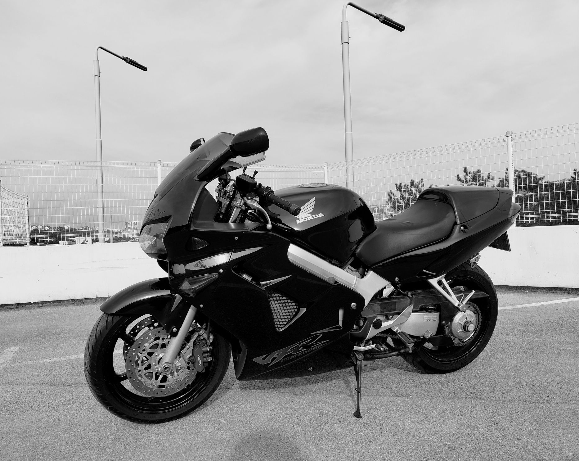 Honda Vfr 800fi Delkevic