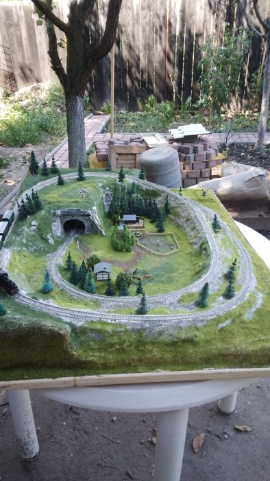 Diorama trenulet electric scara n