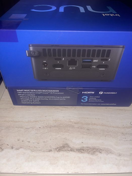 Asus NUC 13 PRO kit