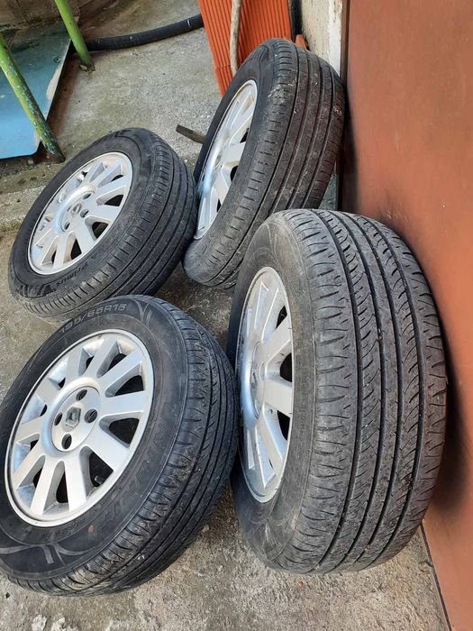 Джанти с гуми 4х100 15 цола рено