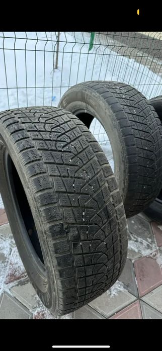 Зимние шины Triangle 275/60 R20