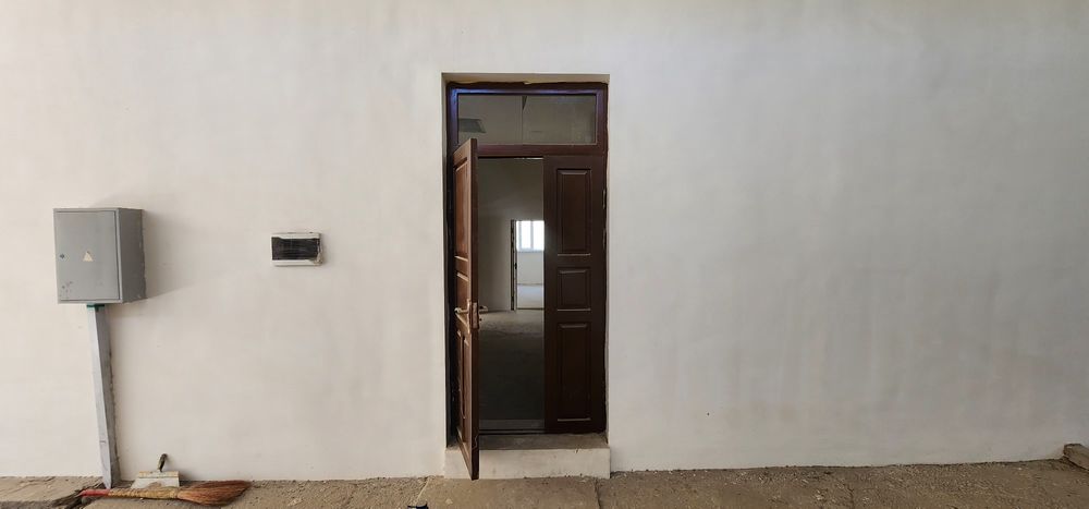 Катта нотурар бино сотилади!!!