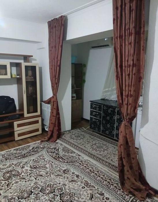 Юнусабад 2кв Продам 1 комн Галерейка