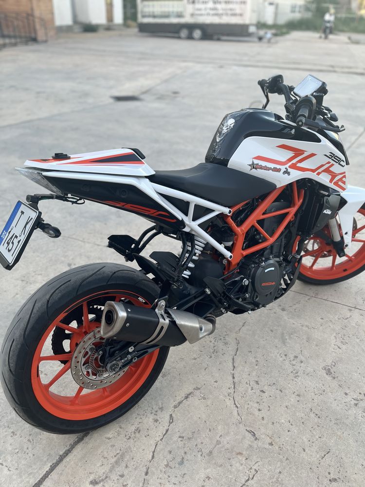 Ktm Duke 390  A2