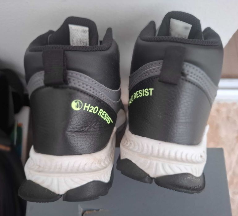 New Balance Сникърси GT800TG3 Сив 38 номер