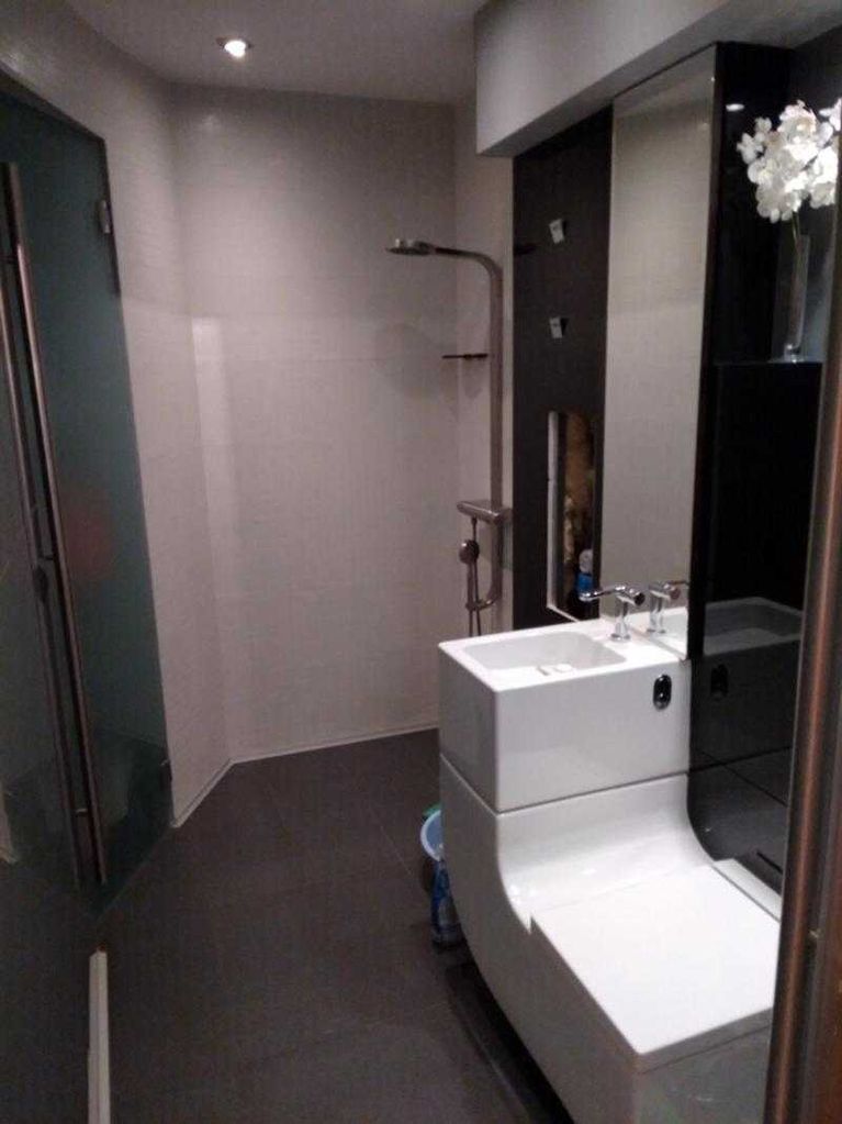 Продава се Двустаен апартамент в София, Толстой - 69 кв.м за 1421 €/кв.м - Снимка #7