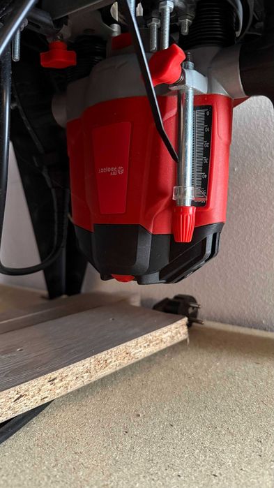 Оберфреза с маса "My Project"