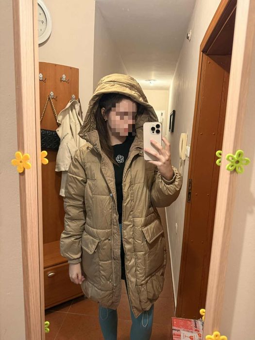 Дамско зимно яке в бежов цвят!