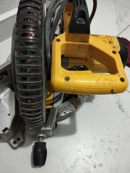 Продам торцовку и пила