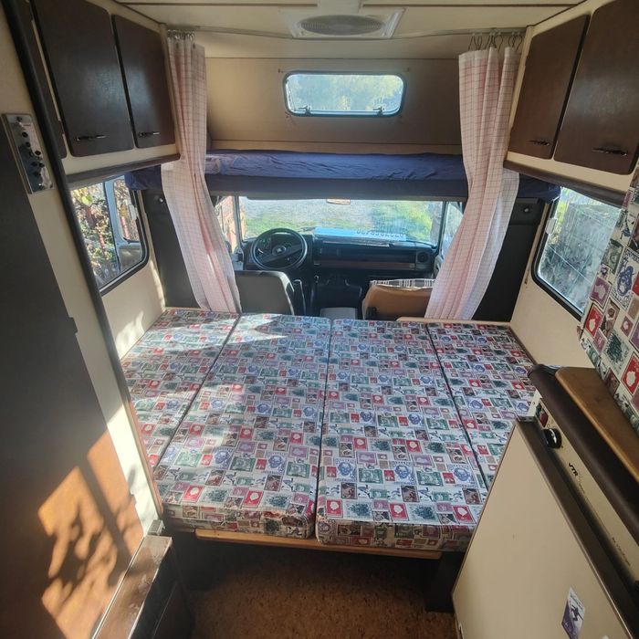 Autorulotă Bedford CF270D