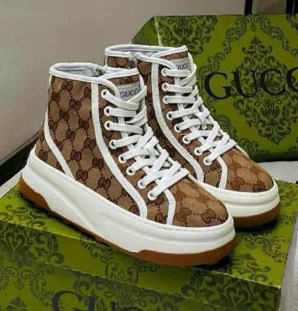 Adidași dama Gucii