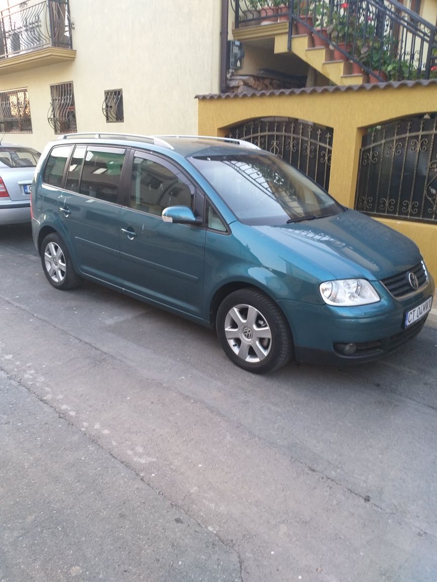 Vand VW Touran High Line 7locuri