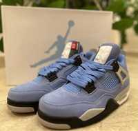 Jordan 4 University Blue - Marimi 36-47.5 in stoc acum