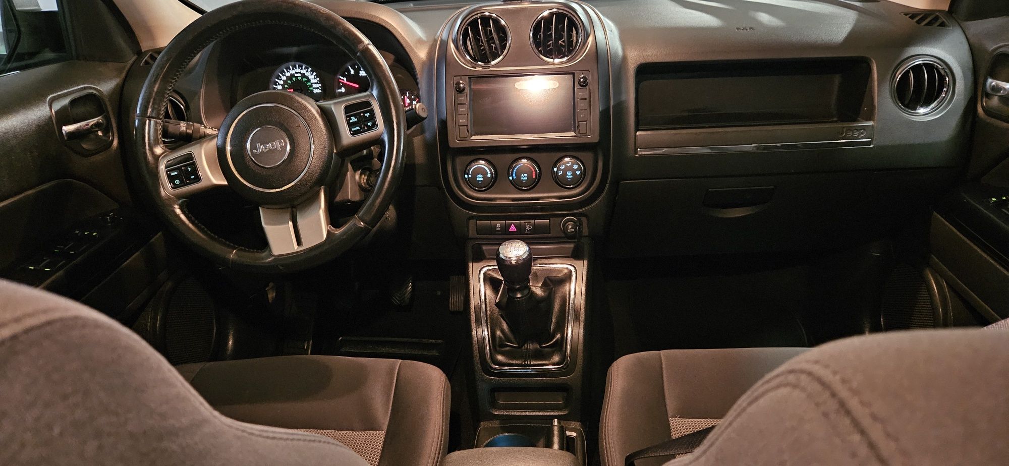 Vand JEEP PATRIOT, 2.2 diesel, an 2012, 4x4, Manual, FULL, Acte la Zi