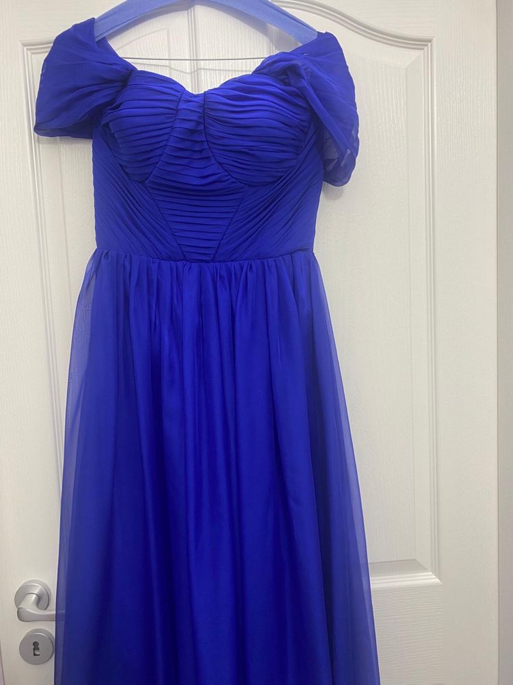 Rochie de seara , superba  marimea M , pantofi cadou