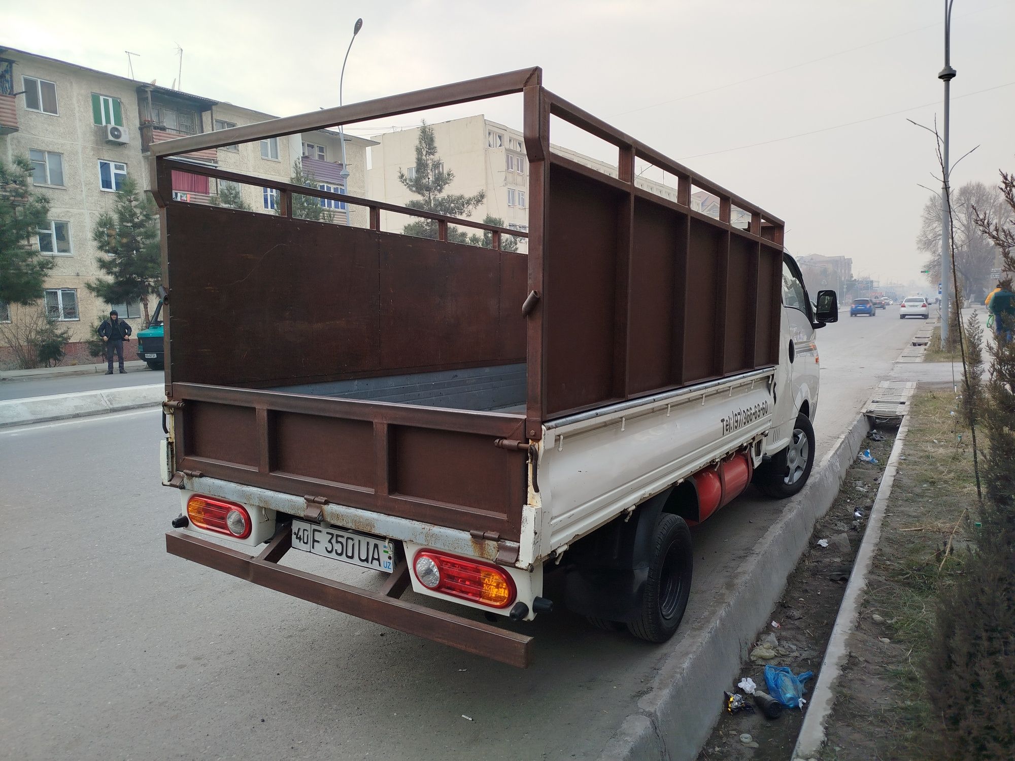 Hyundai Porter сотилади.