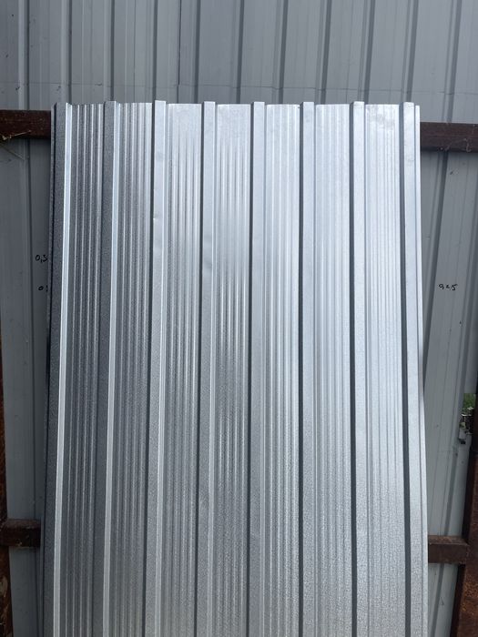 Tablă cutată colorata