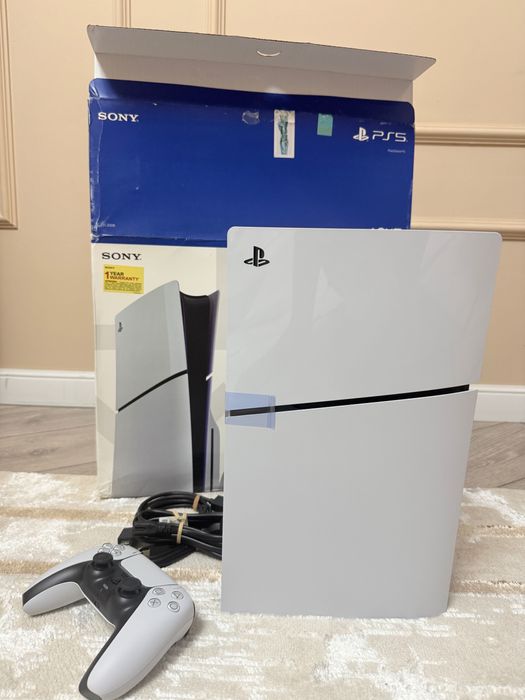 Sony Play Station 5 slim 1TB