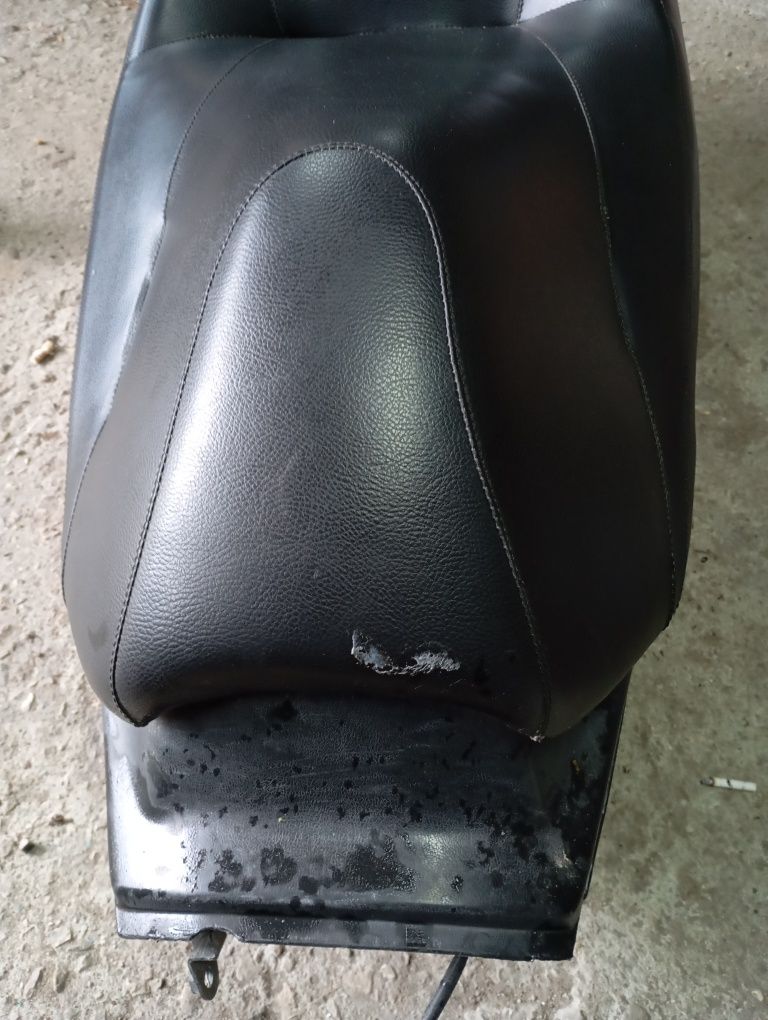 Седалка Yamaha Majesty 250