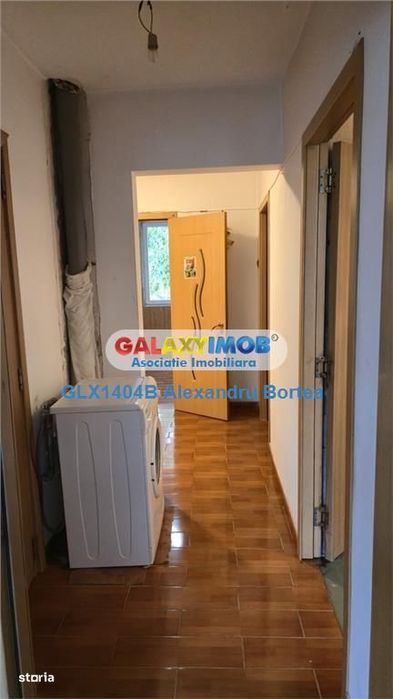 Drumul Taberei Valea Ialomitei, cf. 1\/dec., etaj 1\/4, negociabil!