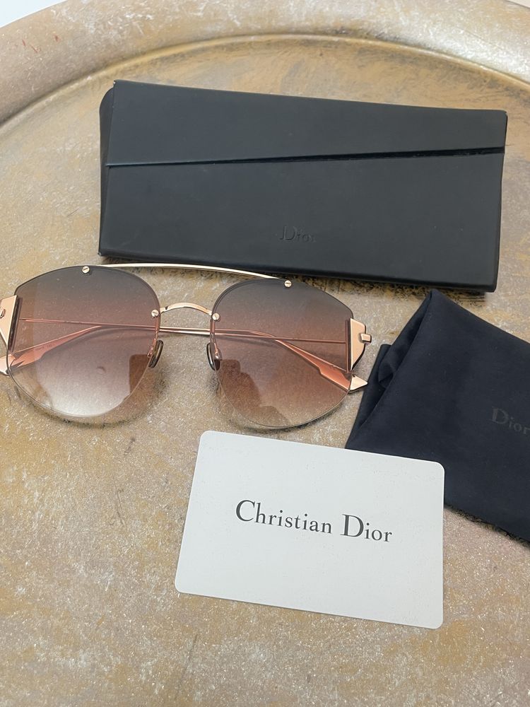 Дамски слънчеви очила Dior