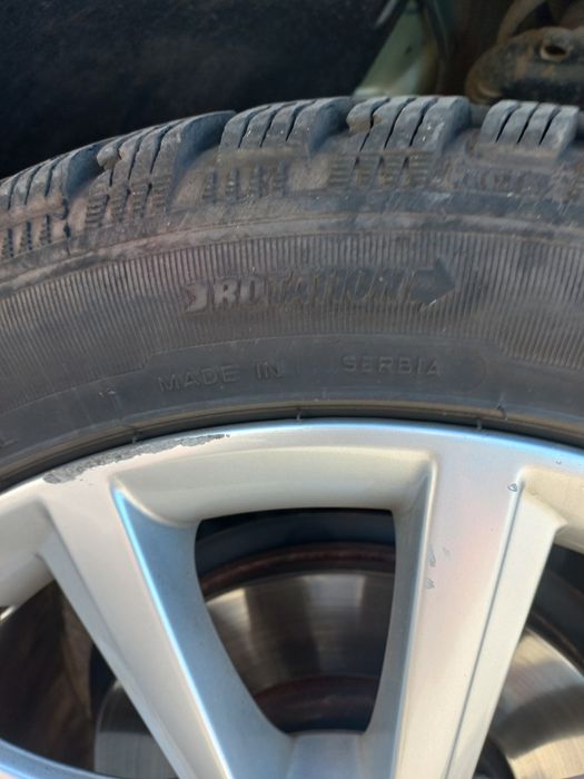 Anvelopa iarna 225 / 45 R17  94V