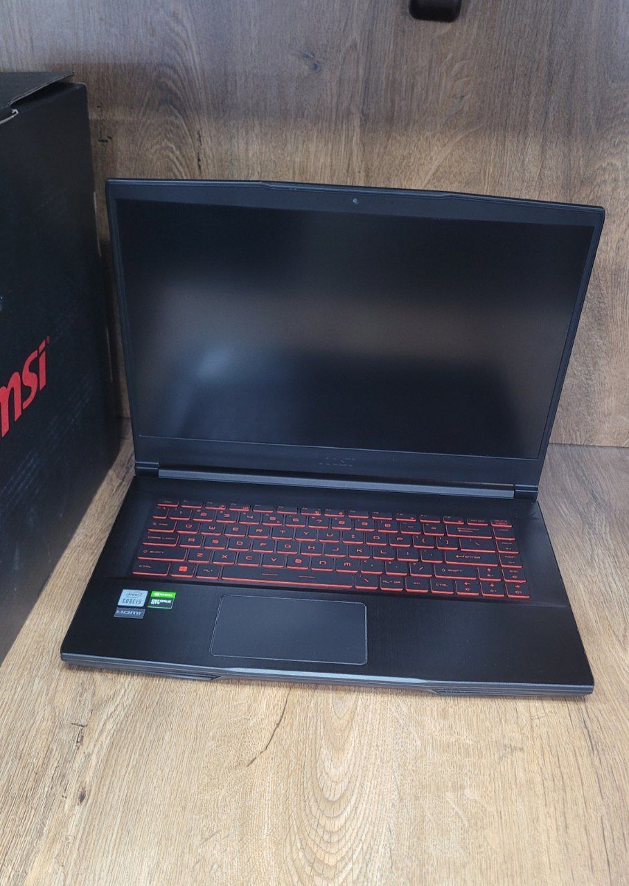 MSI GF63 Thin 11SC-224U Core i5-10500H