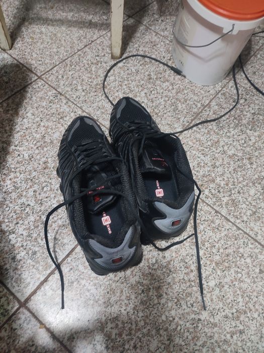 Nike shox barbatesti 43