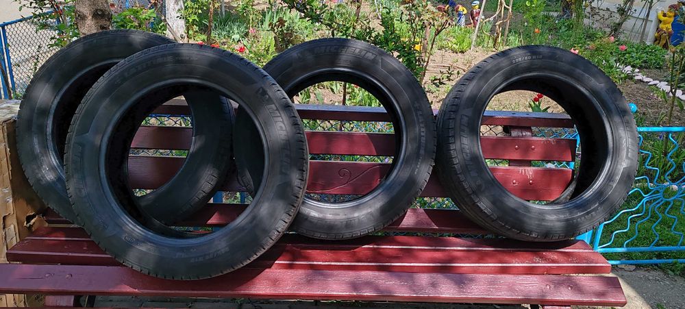 Cauciucuri  245/45/19   102 V  XL Extra Load  / MICHELIN 225/60/18