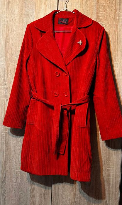 Geacă roșie de toamnă