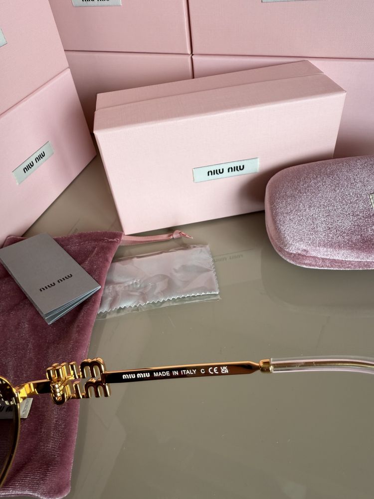Miu miu 4 цвята пълен комплект ПРОМО 99лв