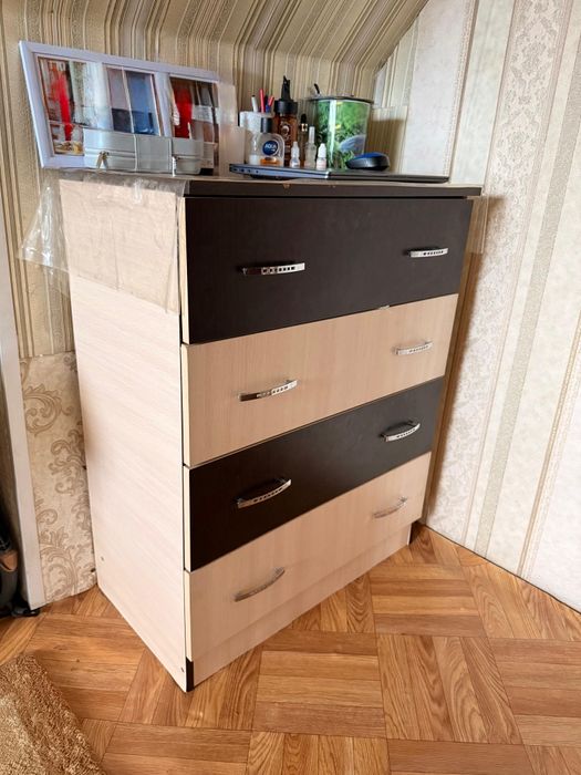 Продам тумбу в хорошем состоянии