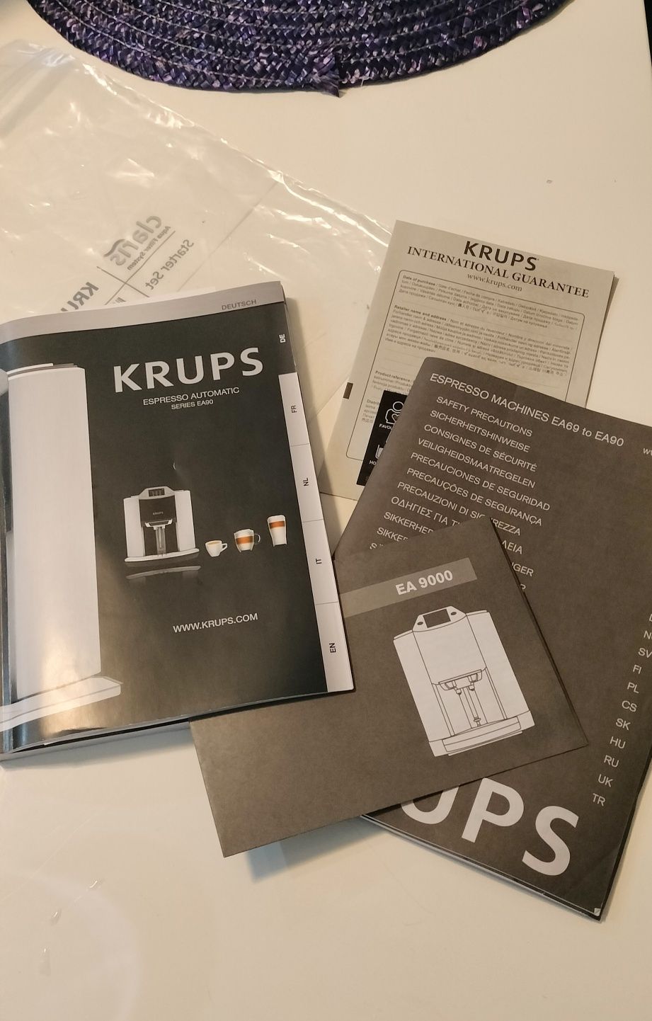 Espressor automat Krups EA907d31