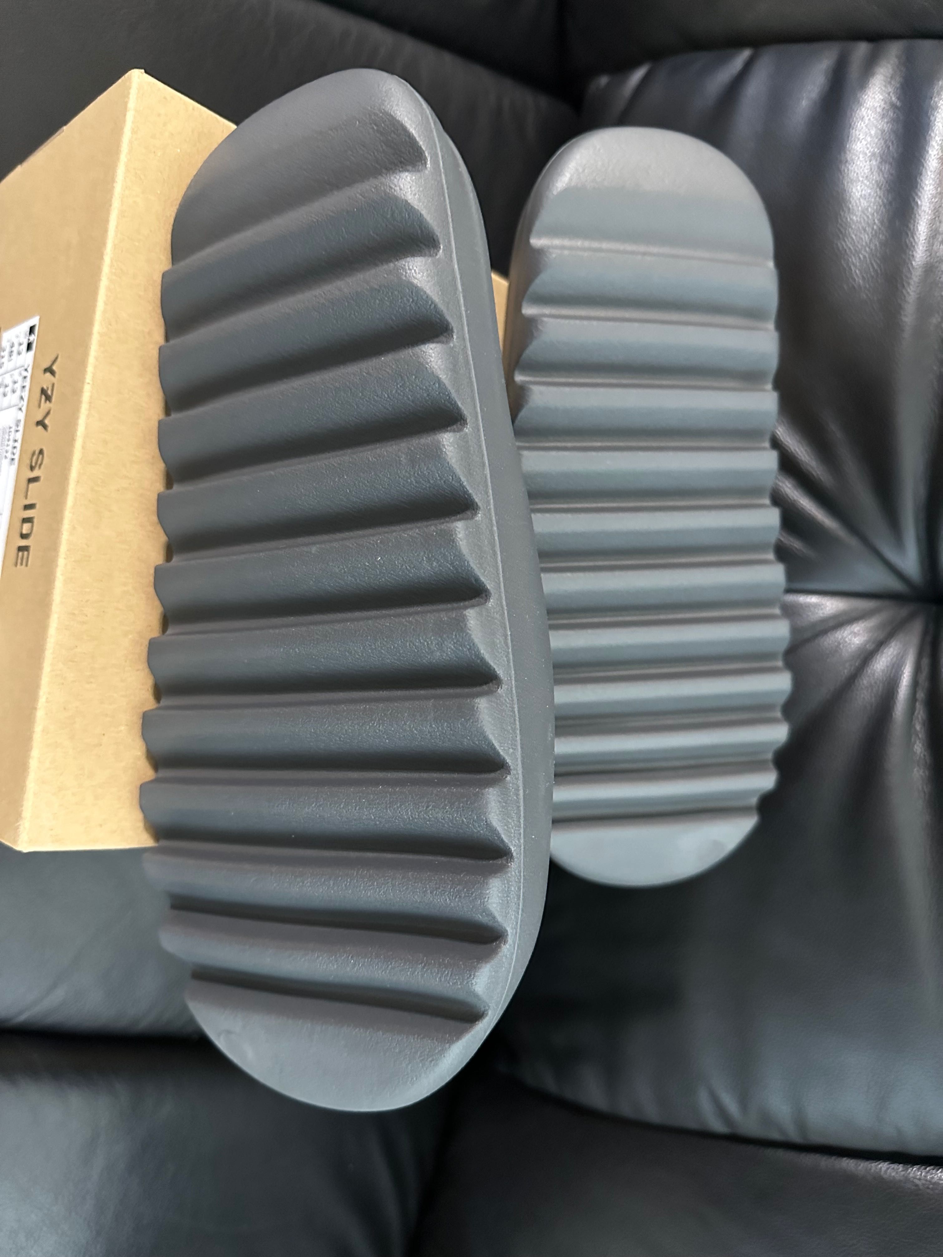 Yeezy Slide Granit Adidas Original Papuci