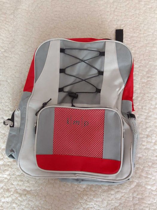 Rucsac nou superb gri cu rosu