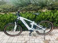 Bicicleta electrica CUBE STEREO HYBRID ONE44 PRO 800