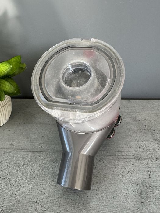 Ciclon + rezervor aspirator Dyson V7