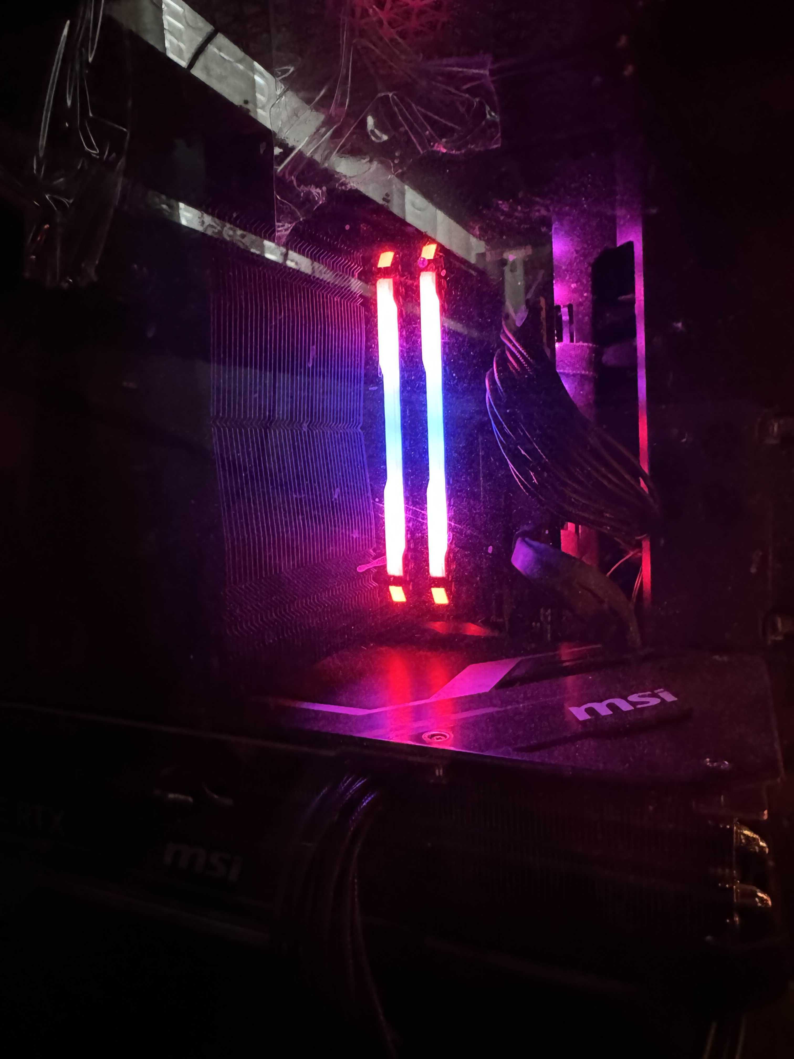 Aorus Z690 Aorus Elite DDR4 + I7-13700KF + Corsair Vengeance Pro 32GB