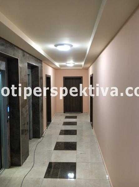 Продава се Тристаен апартамент в Пловдив, Кючук Париж - 101 кв.м за 1387 €/кв.м - Снимка #13
