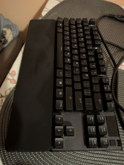 Клавиатура Steelseries Apex 7 TKL