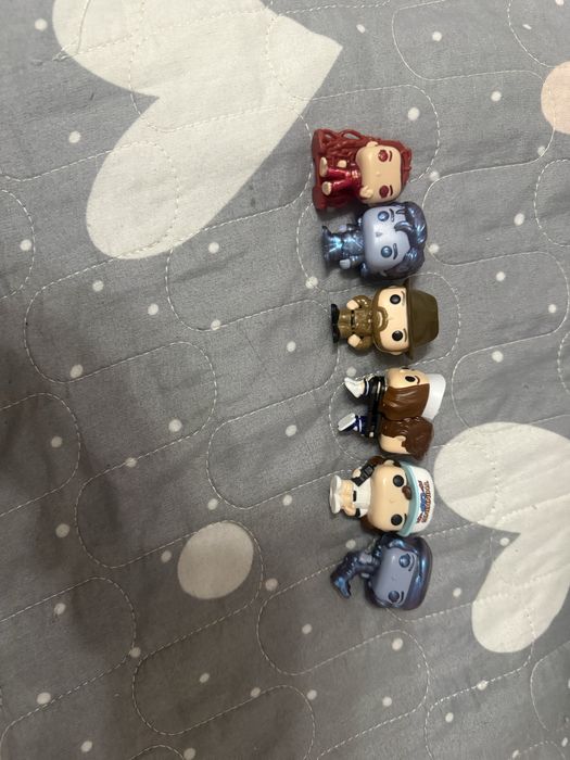 Продам фигурки STRANGER THINGS