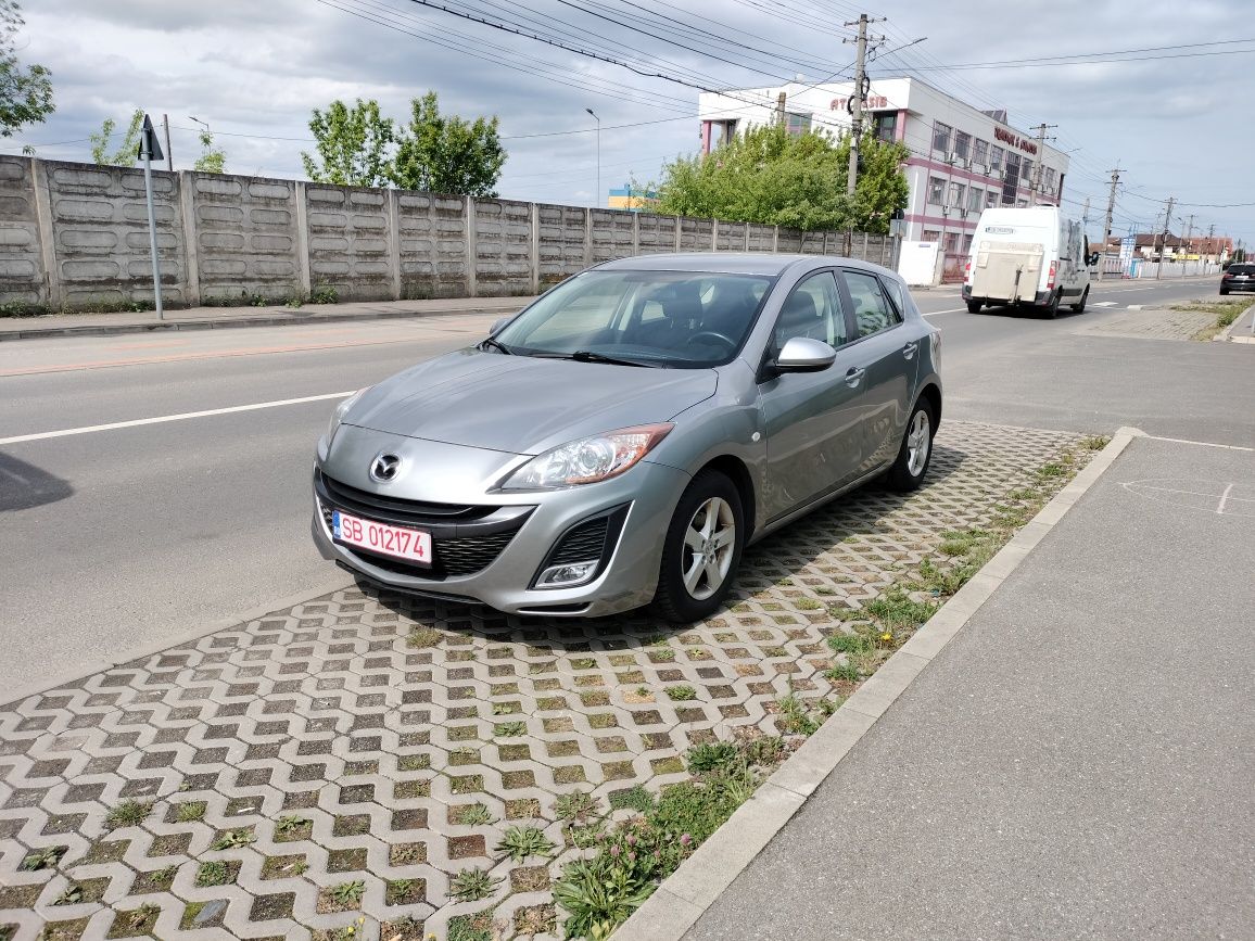 Mazda 3 ,1.6 benzina