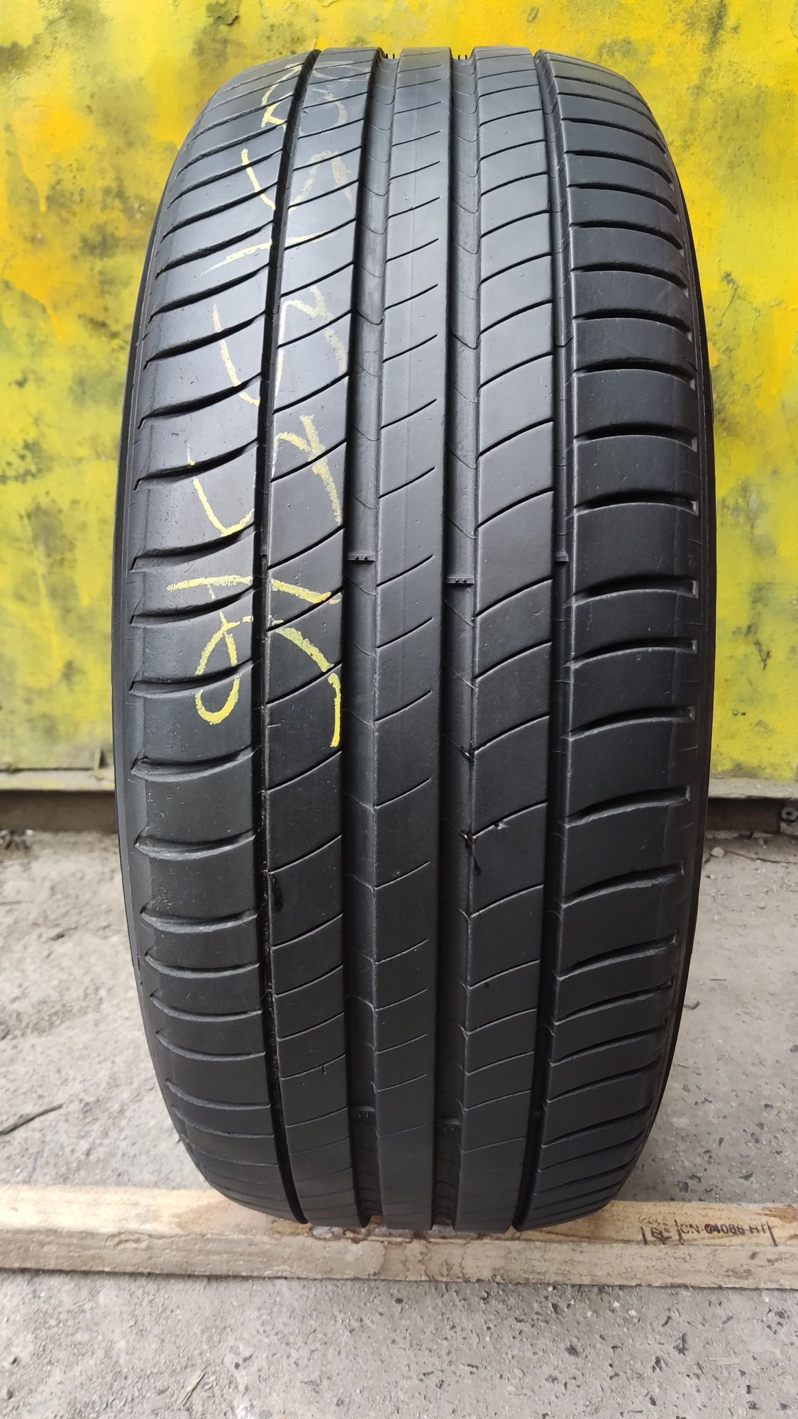 1бр лятна гума 205/55/16 Michelin Primacy 3
7mm грайфер 
Добро състоян