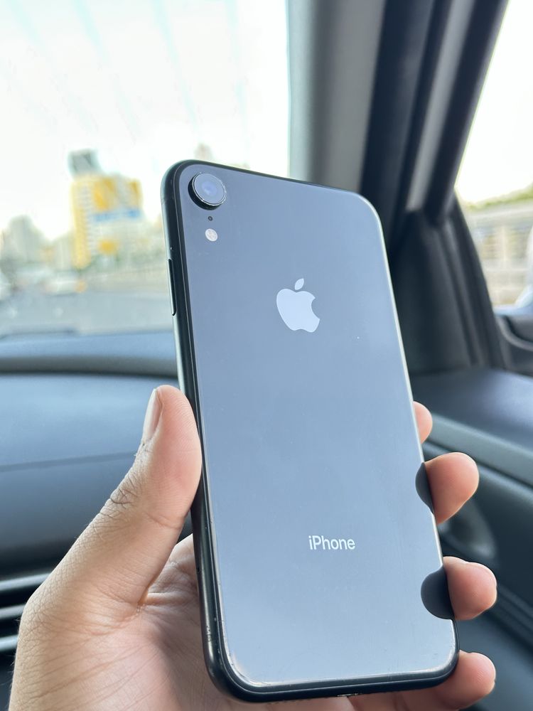 Iphone xr 64gb в хорошем состояний