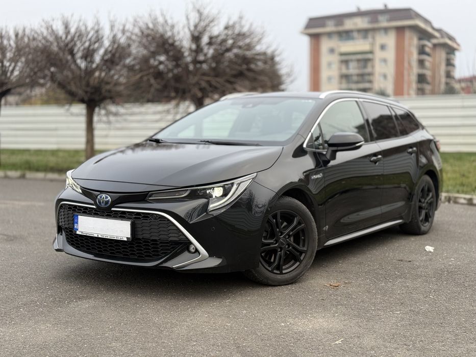 Toyota Corolla/Sport line/ HYBRID/ Led