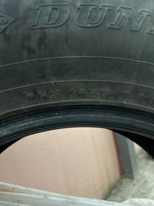 Продам зимние шины (шипованые)