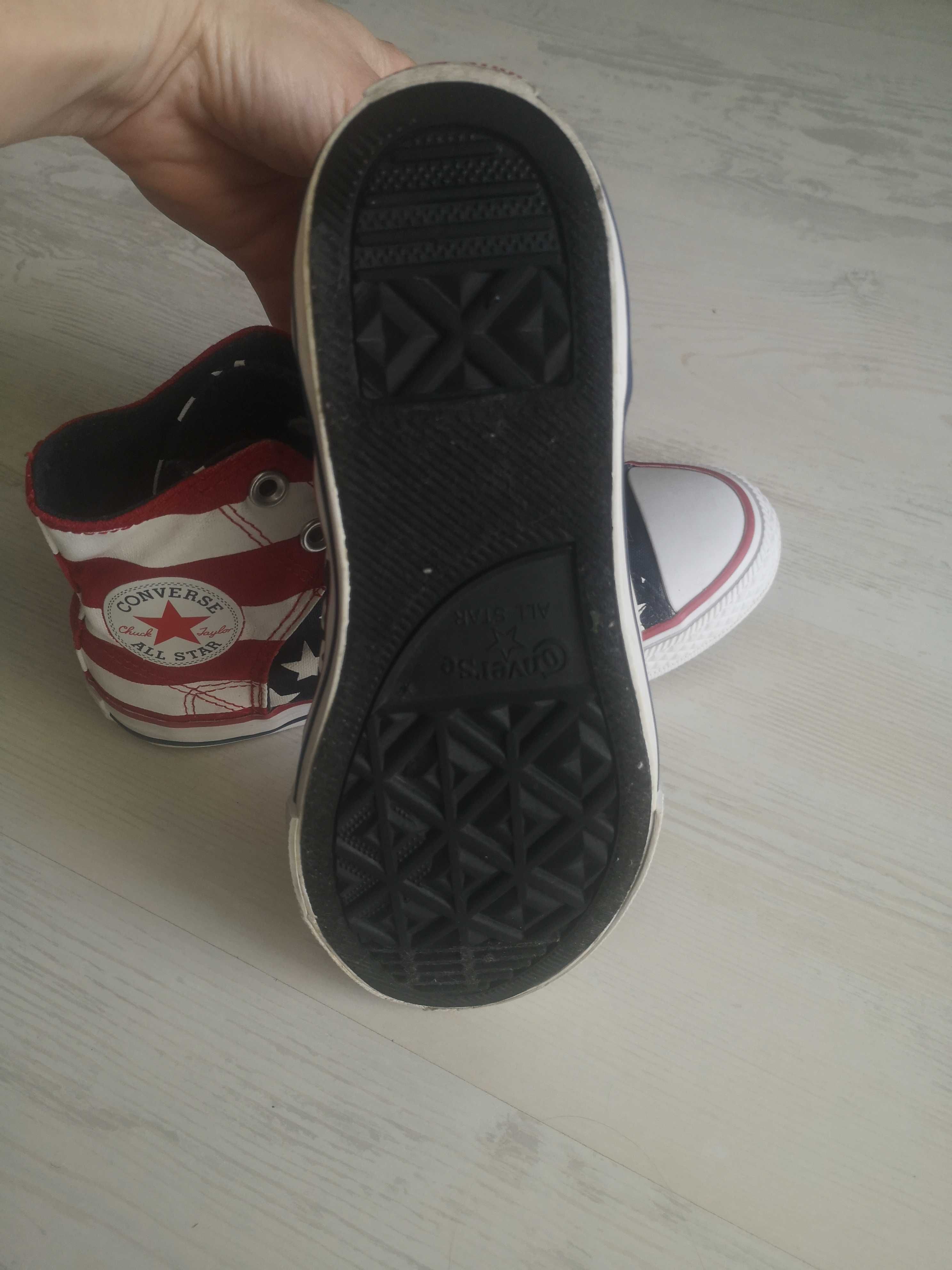 Кецове Converse като нови