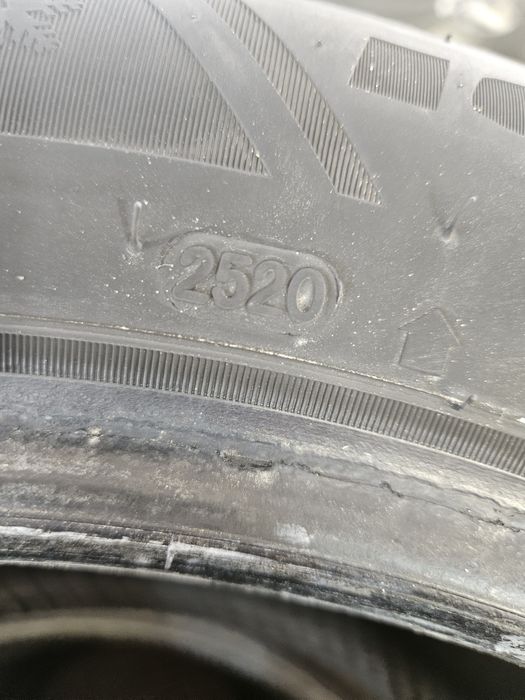 Гуми 225/55/16 2броя