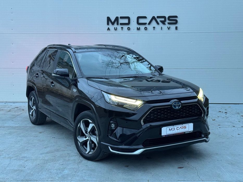 Toyota RAV4 4x4/ Black edition/ Keyless/ Full LED